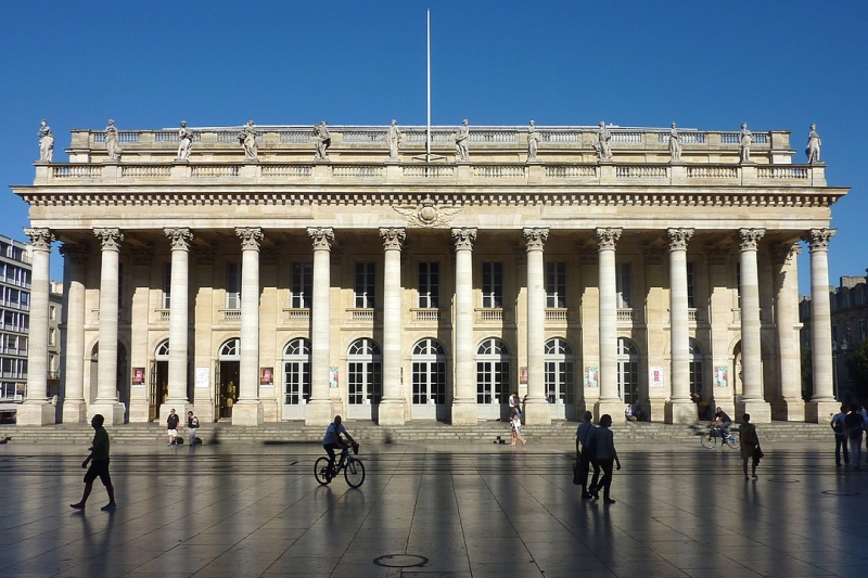 Grand_Théâtre_siège_de_l'Opera_national_Bordeaux.jpg