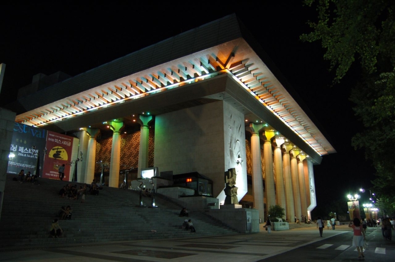 KO_Seoul-Sejong.Art.Center.jpg